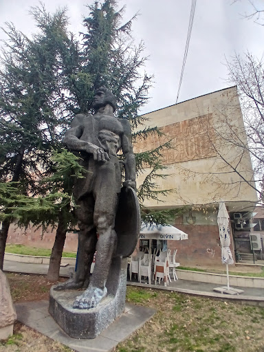 скулптури експозиця на проф. Величко Минеков