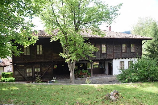 Камбуров хан