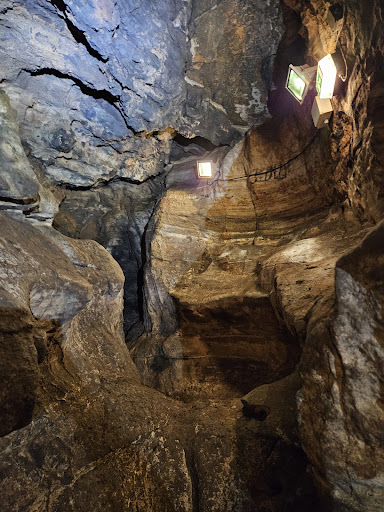 Пещера Шаренка