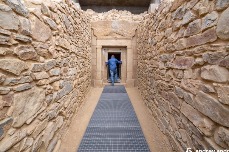 Outdoor Thracian tomb archaelogical exposition